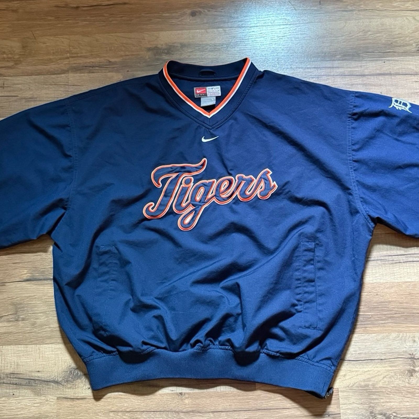 Nike Y2K Nike Team MLB Detroit Tigers Center Swoosh Windbreaker Size US L / EU 52-54 / 3 - 2 Thumbnail