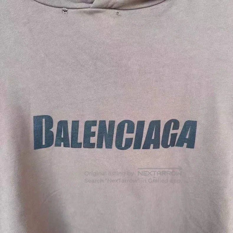 Balenciaga Balenciaga Cracked Lettering Logo Hoodie Size US L / EU 52-54 / 3 - 2 Thumbnail