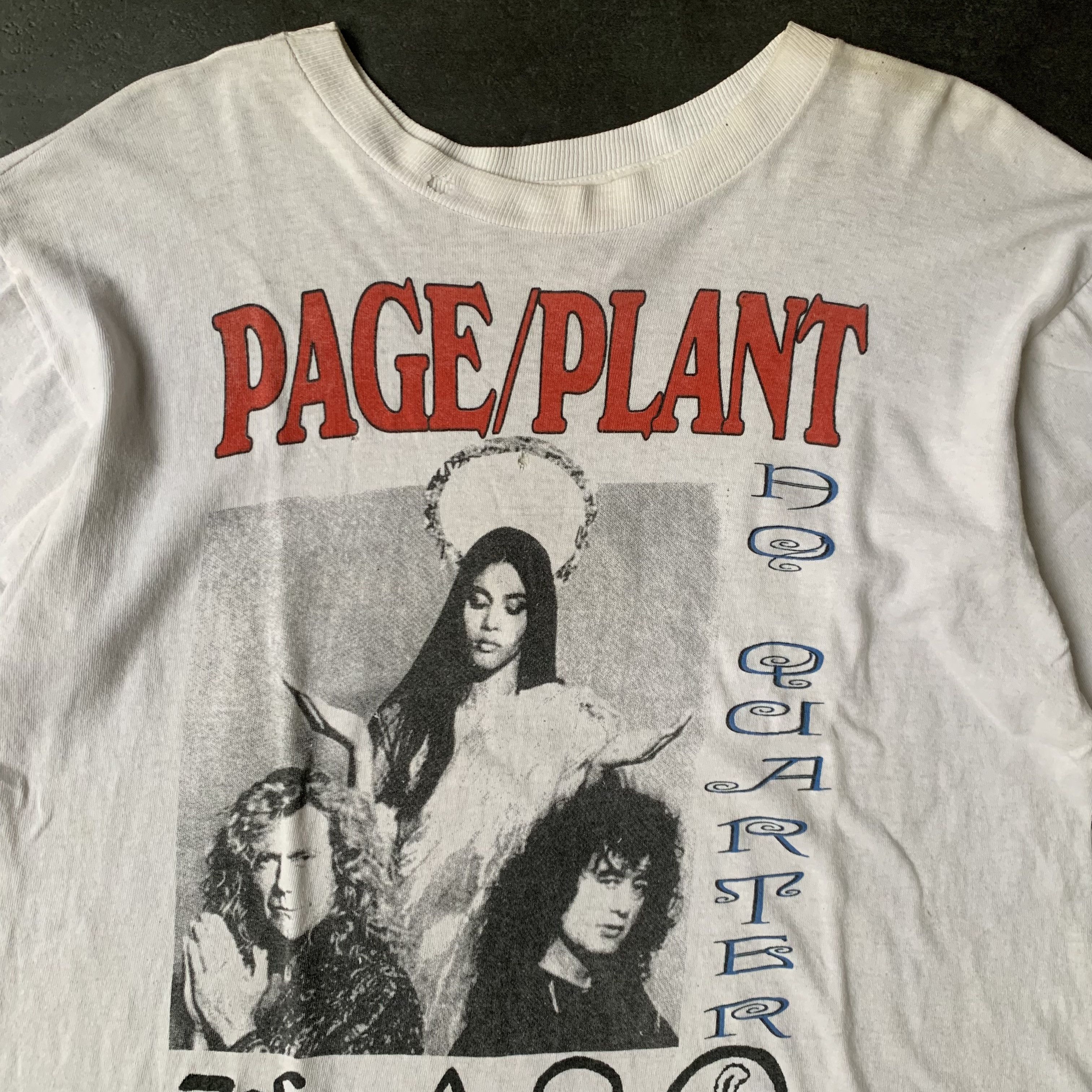 Vintage 1990s Vintage Page and Plant No Quarter Tour Band Tee Shirt Size US L / EU 52-54 / 3 - 4 Thumbnail