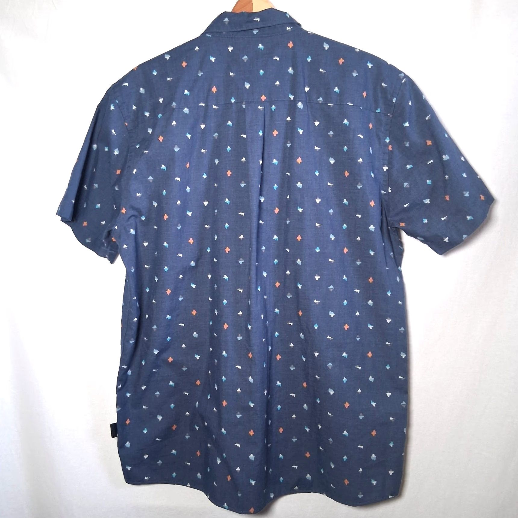 Patagonia Patagonia Shirt Men L Blue Organic Cotton Mountains Hike Button Up READ Size US L / EU 52-54 / 3 - 3 Thumbnail