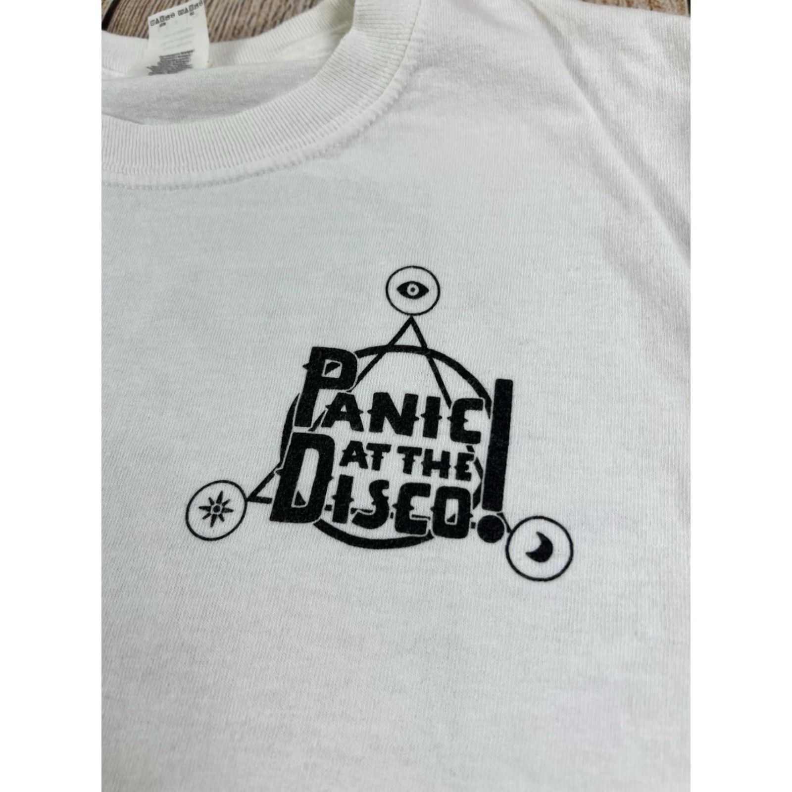 Vintage Panic At The Disco! Pray For The Wicked Tour White Long Sleeve Shirt S Unisex Adults Sleeve Long White Mens Womens? Size US S / EU 44-46 / 1 - 2 Thumbnail