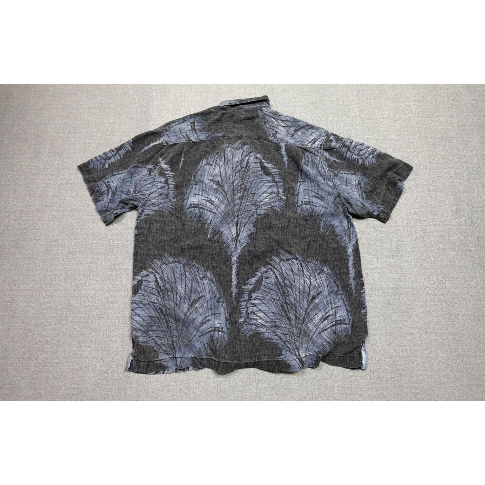 Tommy Bahama Tommy Bahama Shirt Mens Large Blue Button Front Hawaiian Floral Silk Loose Flowly Shirt Size US L / EU 52-54 / 3 - 4 Thumbnail