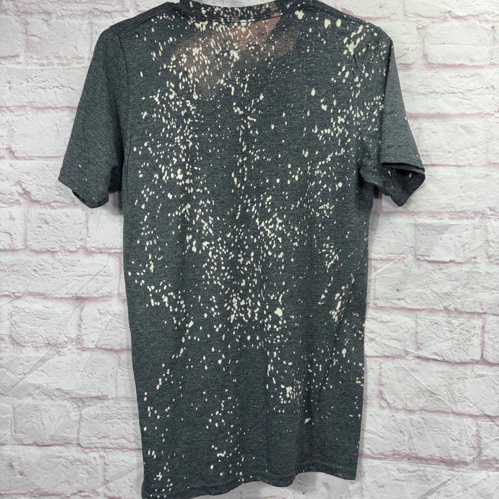 Gildan Gildan Softstyle Graphic T-Shirt with Design Size Small NWT Size S / US 4 / IT 40 - 5 Thumbnail