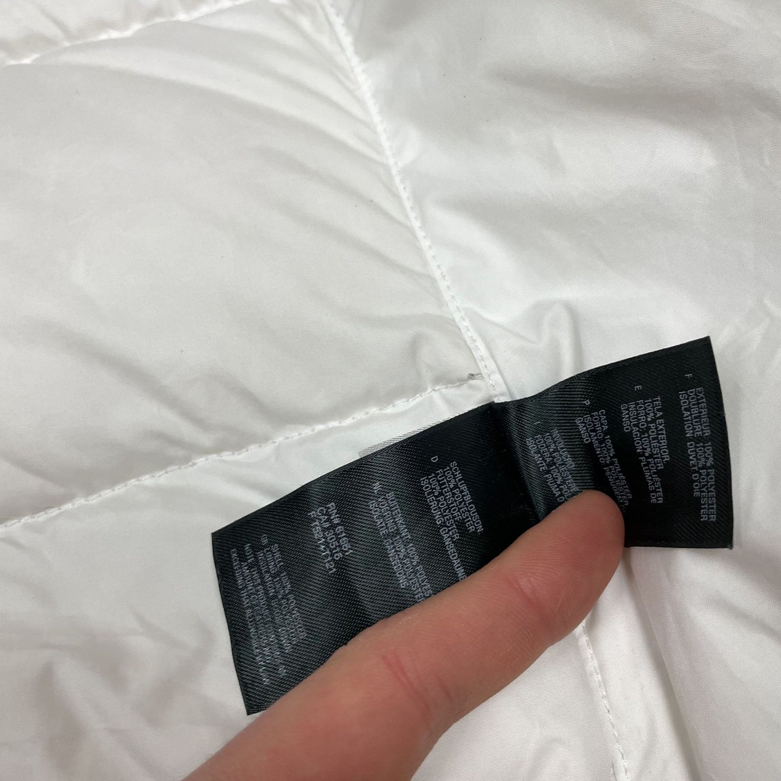 The North Face The North Face Women White Full Zip Outdoor Puffer Vest XS Size XS / US 0-2 / IT 36-38 - 20 Thumbnail