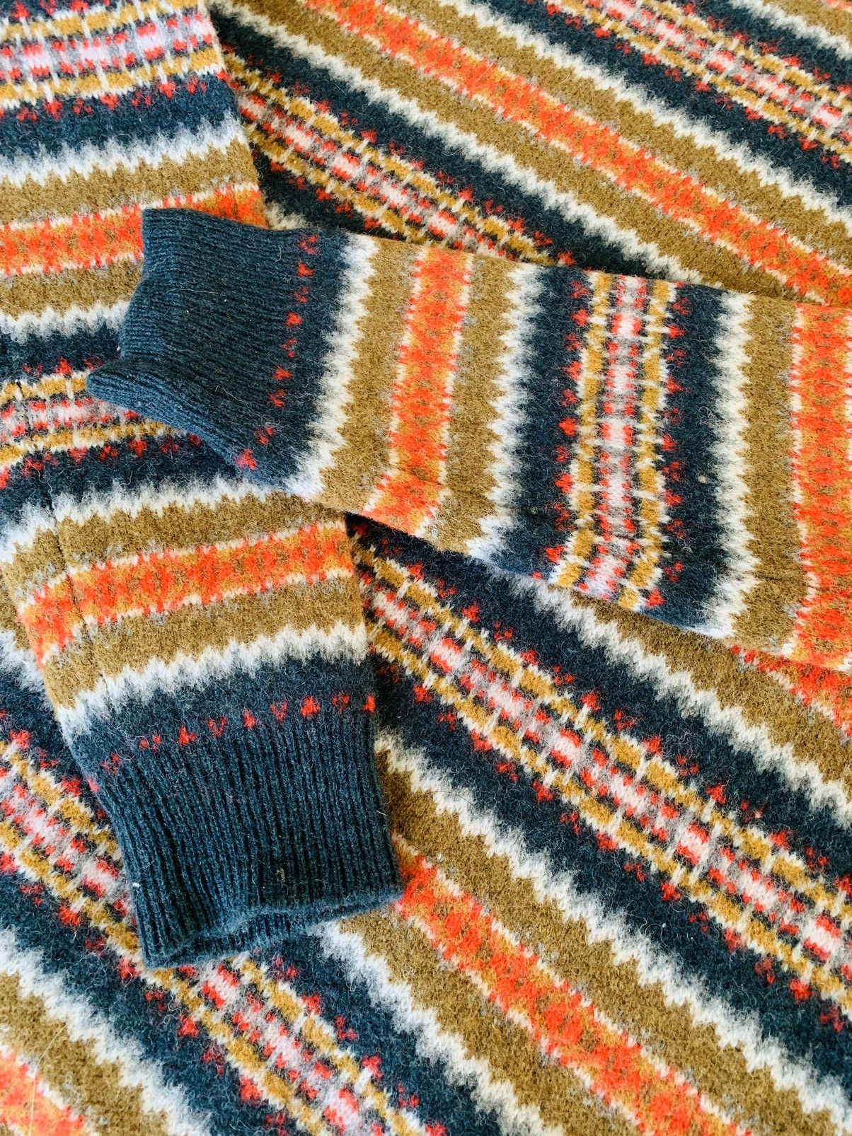 Vintage Harris Wilson x Fair Isle Crewneck Lambswool Sweater Size L / US 10 / IT 46 - 4 Thumbnail