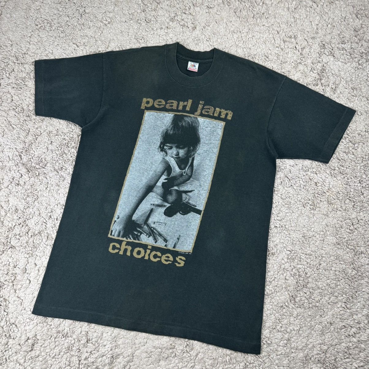 Band Tees Vintage 1992 Pearl Jam "Choices crayons over guns" T-shirt Size US L / EU 52-54 / 3 - 4 Thumbnail