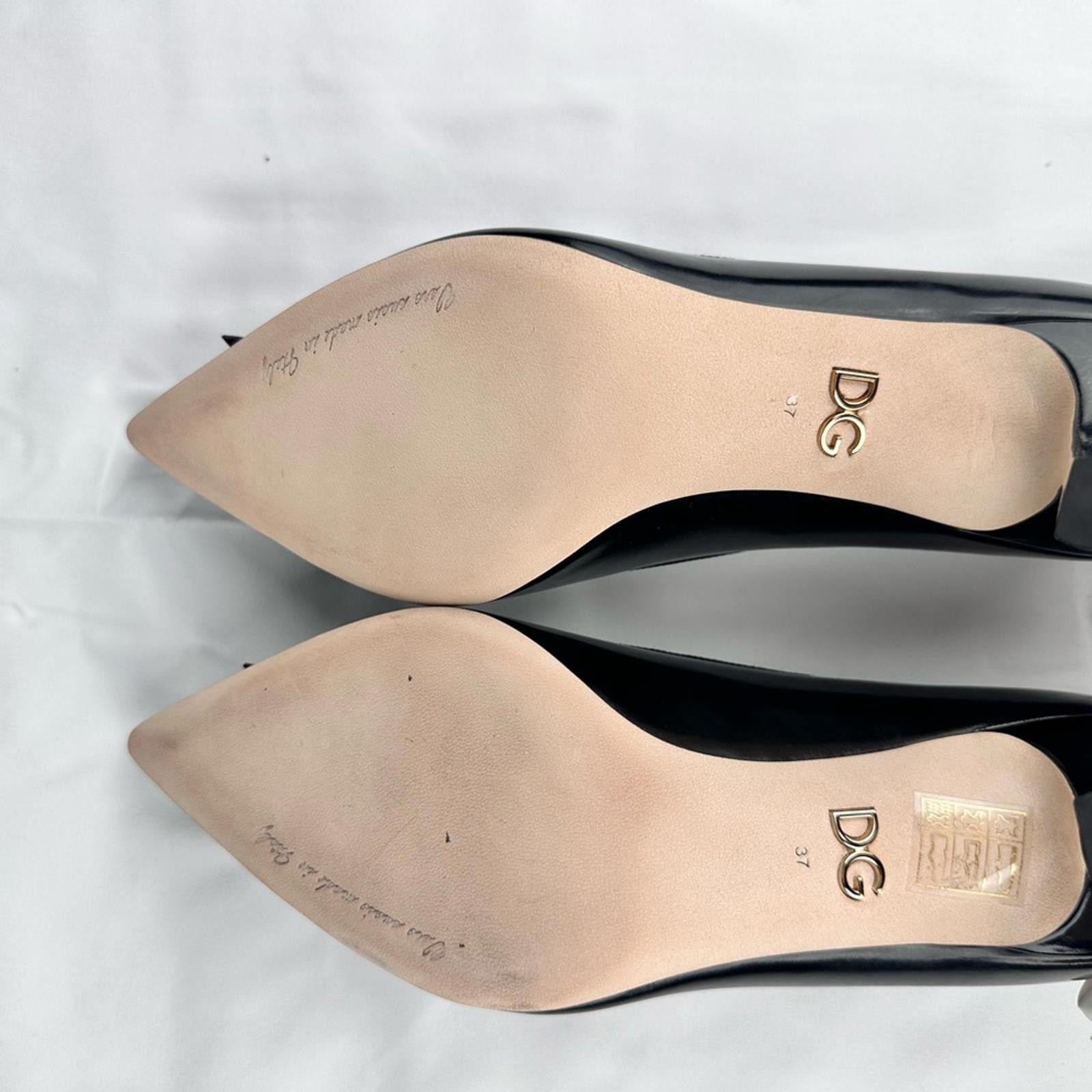 Dolce & Gabbana Comic Pop Art Appliqué Pointed Toe Pumps EU 37 New Size US 7 / IT 37 - 5 Thumbnail