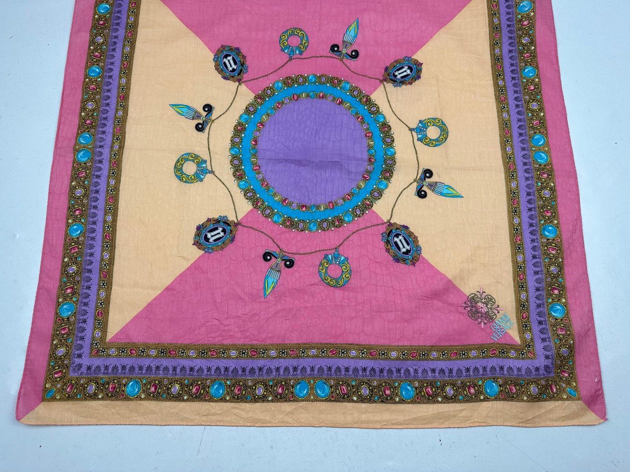 Versace gianni versace handkerchief bandana tc44 Size ONE SIZE - 4 Thumbnail
