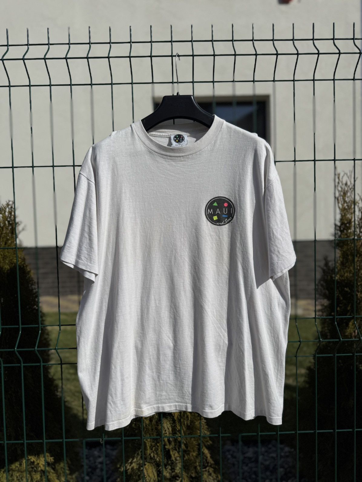 Vintage Vintage 90s Maui And Sons Weekends Graphic Tee Size US XL / EU 56 / 4 - 5 Thumbnail