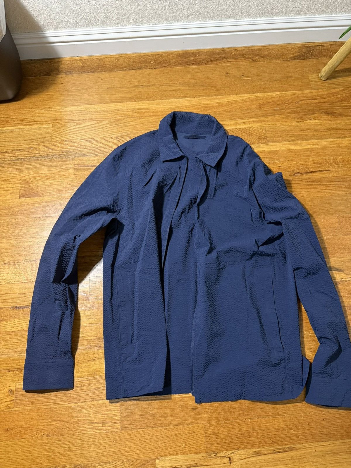 Lululemon Lululemon Seersucker light jacket medium Size US M / EU 48-50 / 2 - 1 Thumbnail