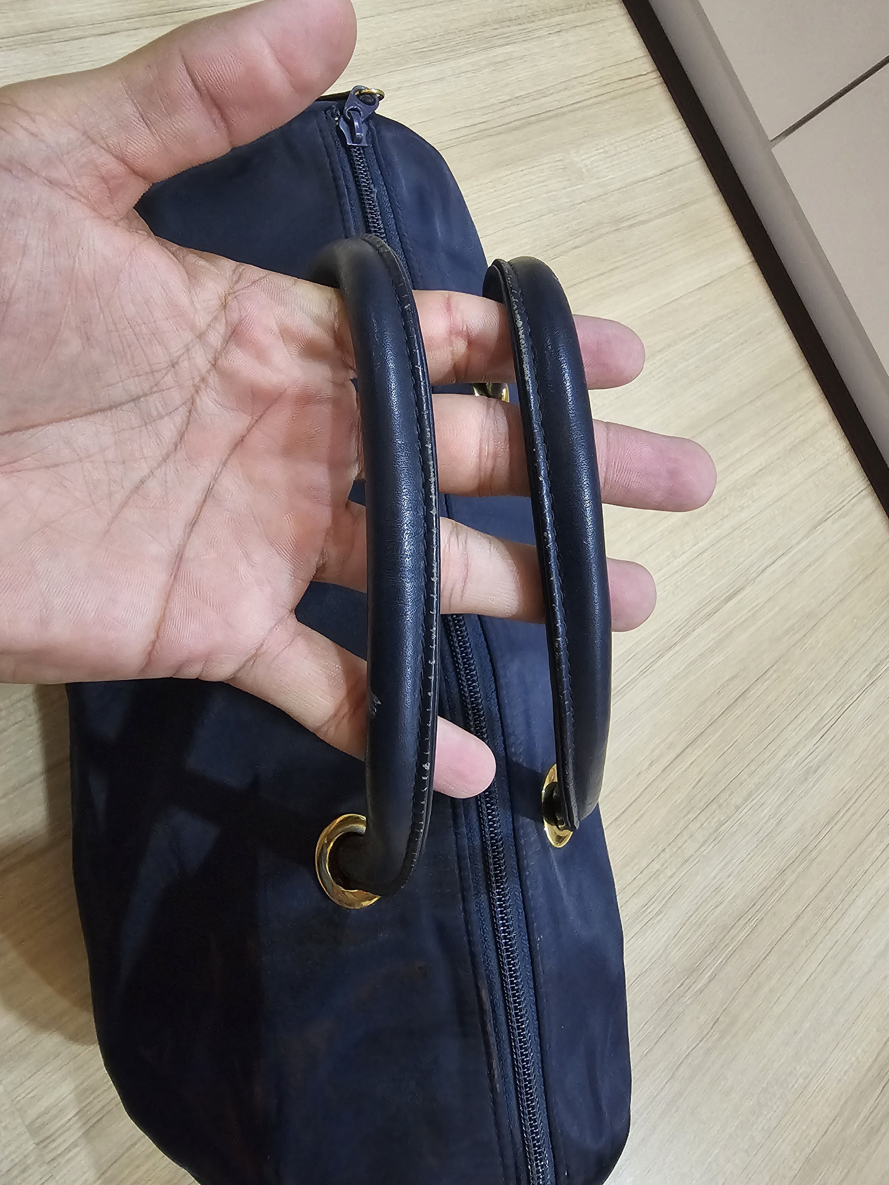Yves Saint Laurent Yves Saint Laurent YSL Boston Bag Size ONE SIZE - 7 Thumbnail