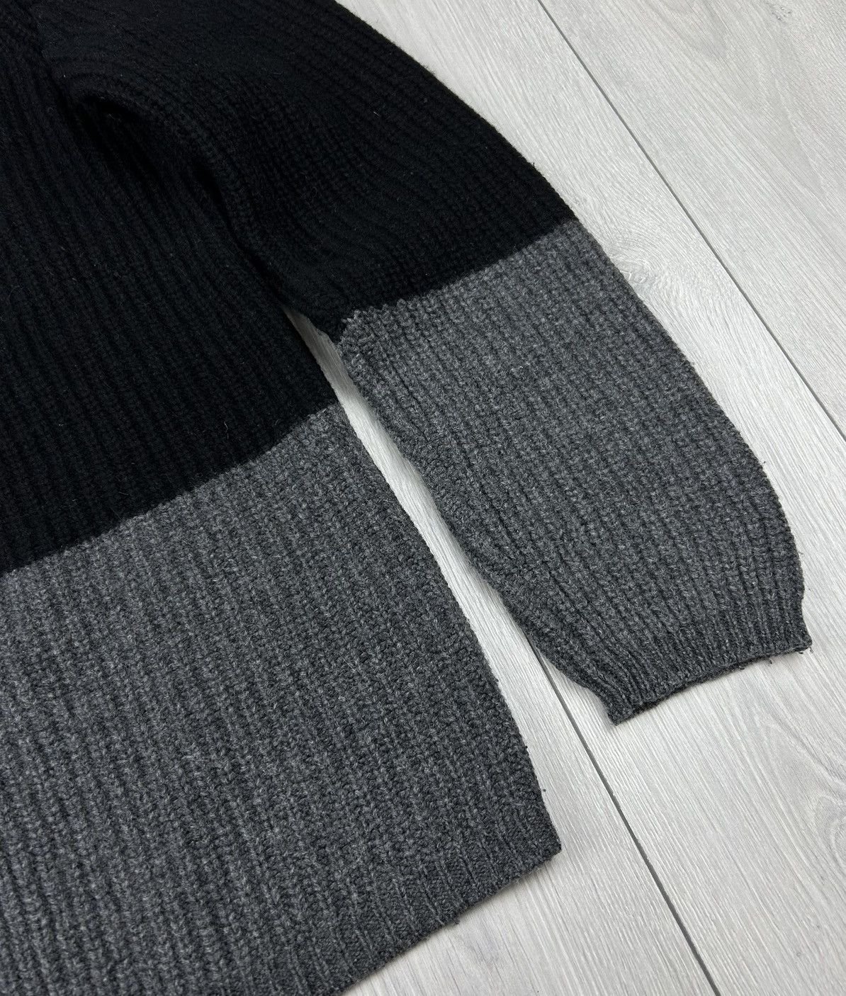 Armani Armani Jeans Knitted Wool Cardigan Sweater Size XL Size US XL / EU 56 / 4 - 5 Thumbnail