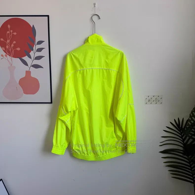 Balenciaga Balenciaga Neon Green Zip-Up Jacket Size XXS / US 00 / IT 34 - 2 Thumbnail