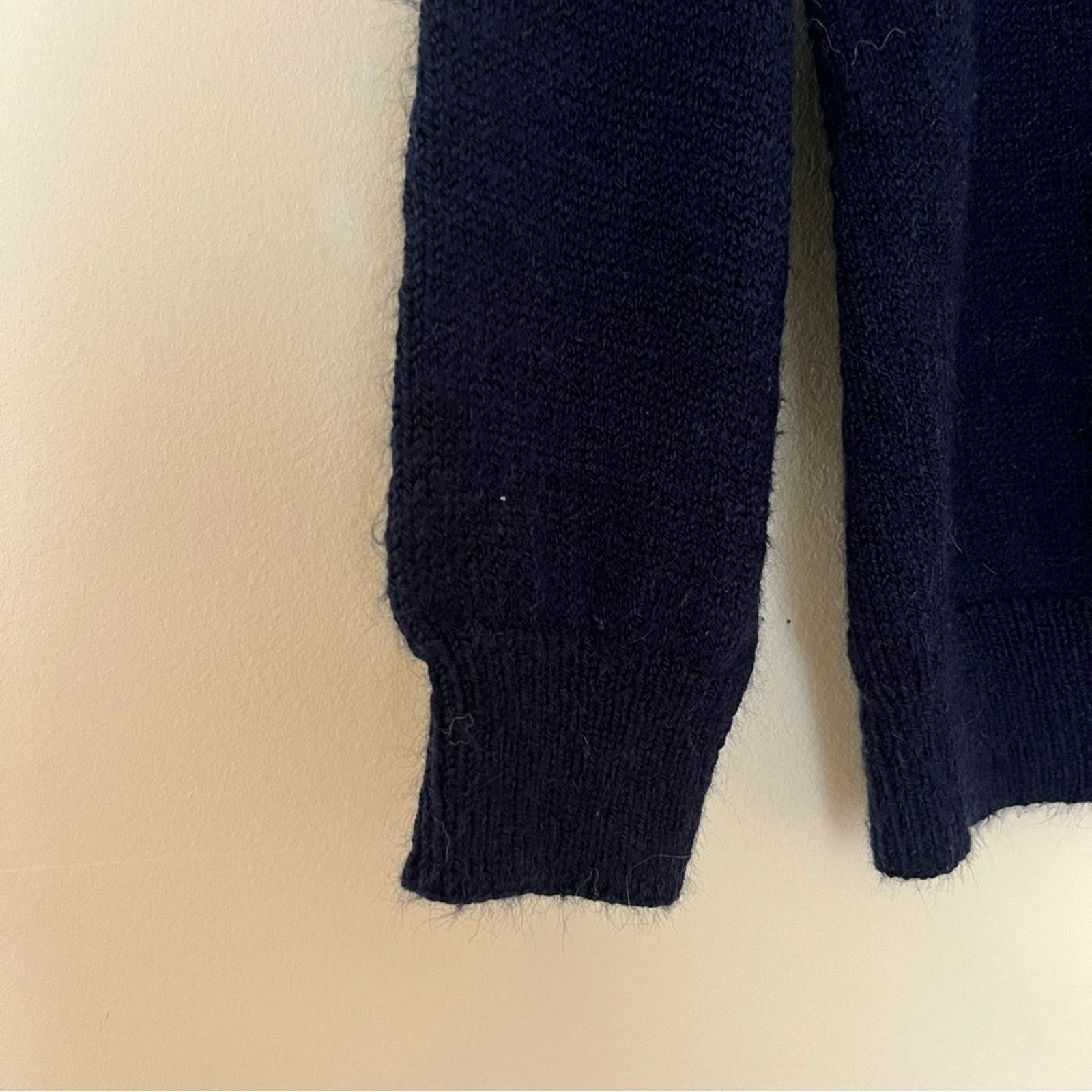 Vintage Hand Knit Wool Blend Navy Blue Sweater Size M / US 6-8 / IT 42-44 - 4 Thumbnail