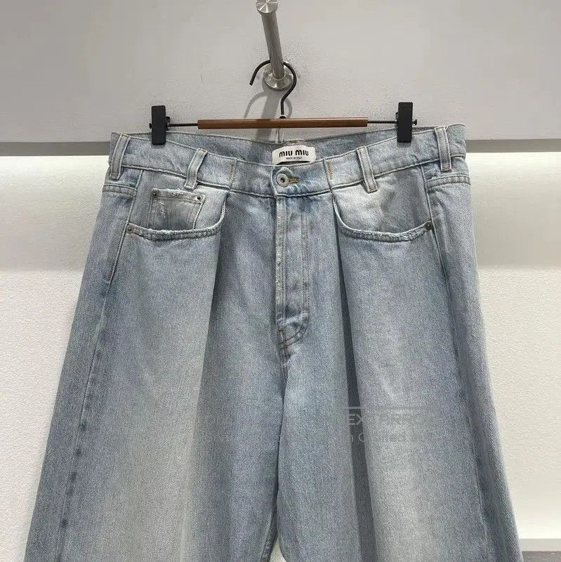 Miu Miu Miu Miu Blue Logo Denim Pants for Women . Size 28" / US 6 / IT 42 - 2 Thumbnail