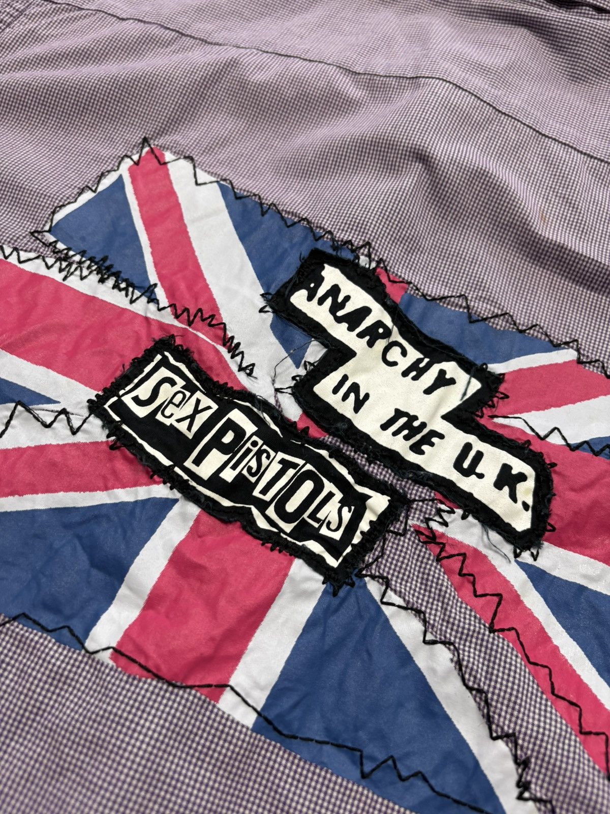 Band Tees 2004 Sex Pistols Dragonfly Anarchy In The UK Shirt Made USA Size US L / EU 52-54 / 3 - 19 Thumbnail