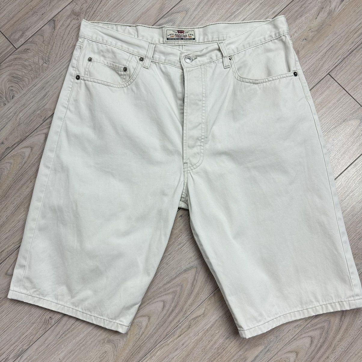 Levi's Vintage Levi’s Black Tab 1994 Cropped White Shorts Size US 36 / EU 52 - 2 Thumbnail