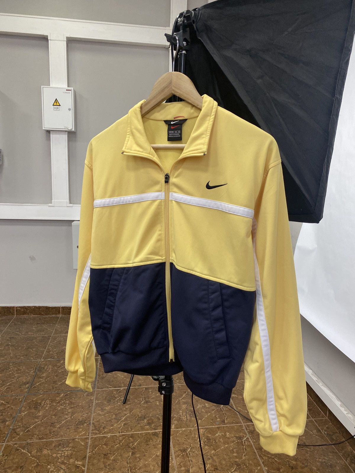Nike 🇺🇸 Vintage 90s Nike Tennis Athletic Zip Hoodie Rare Retro Y2K Size US S / EU 44-46 / 1 - 1 Thumbnail