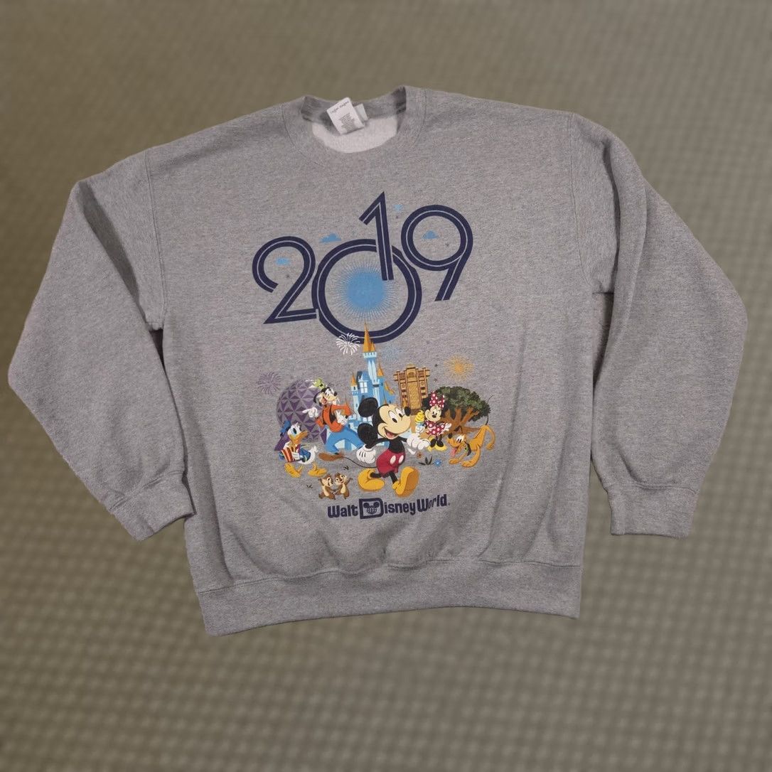 Disney Disney Disney Parks Walt Disney World Sweatshirt Mens M Gray 2019 Mickey Minnie Pullover Graphic Print Cartoon Movie Vintage No Size US M / EU 48-50 / 2 - 1 Thumbnail
