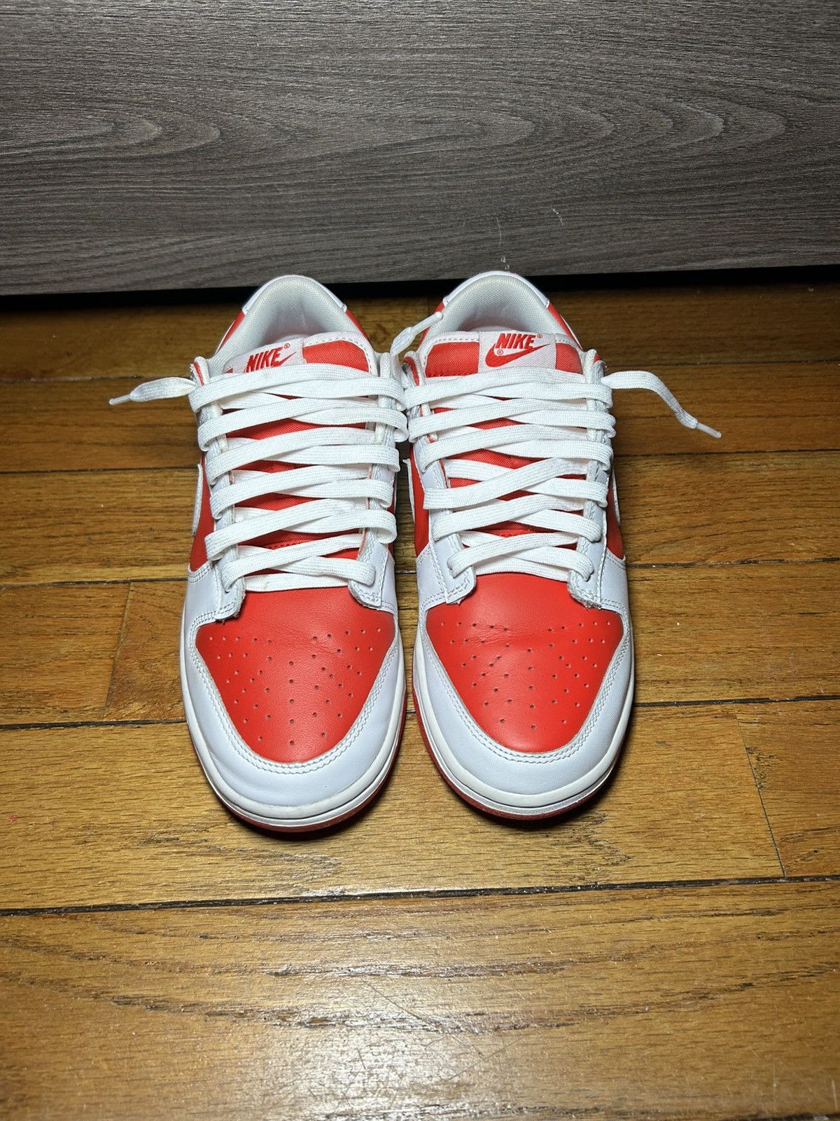 Nike Nike Championship red dunk low Size US 9 / EU 42 - 3 Thumbnail