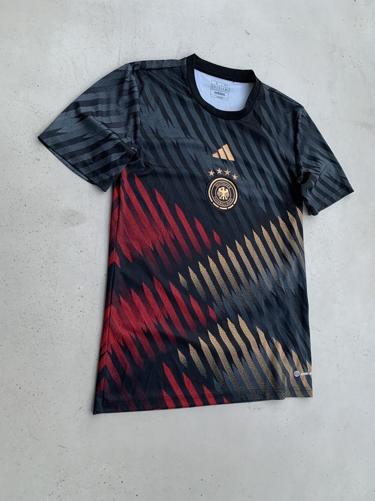Adidas Adidas Germany Jersey Vintage Football T-shirt Sportswear Size US S / EU 44-46 / 1 - 3 Thumbnail