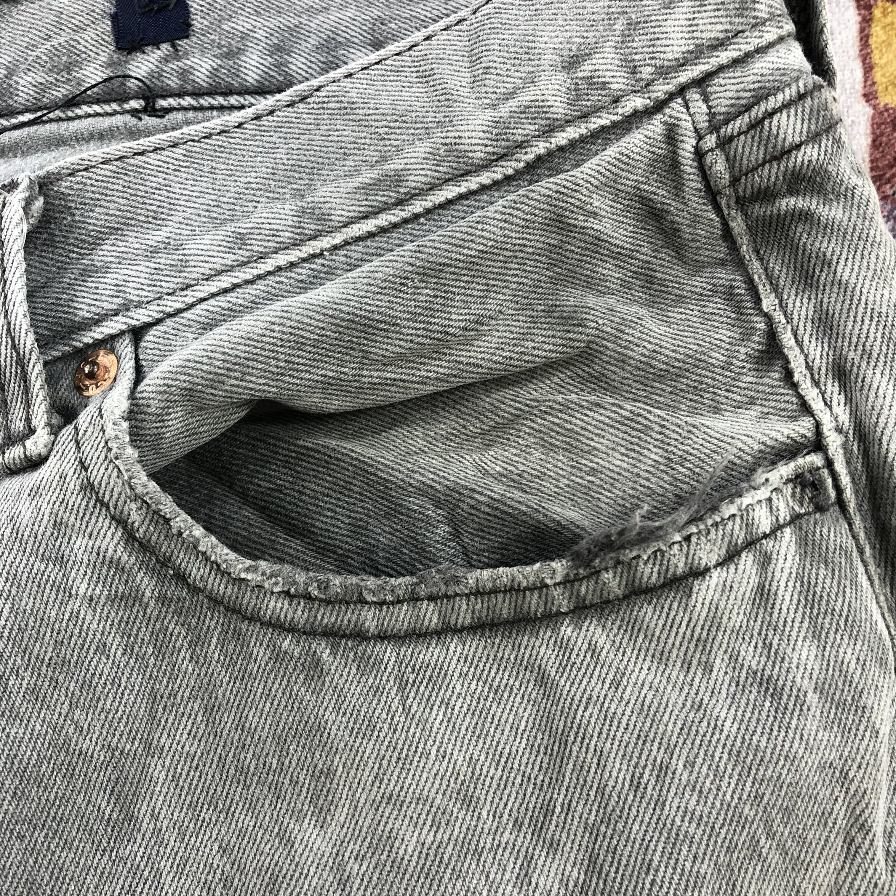 Levi's × Vintage 90s Vintage Ash Grey Levis 501 Jeans-JM2642 Size US 38 / EU 54 - 14 Thumbnail