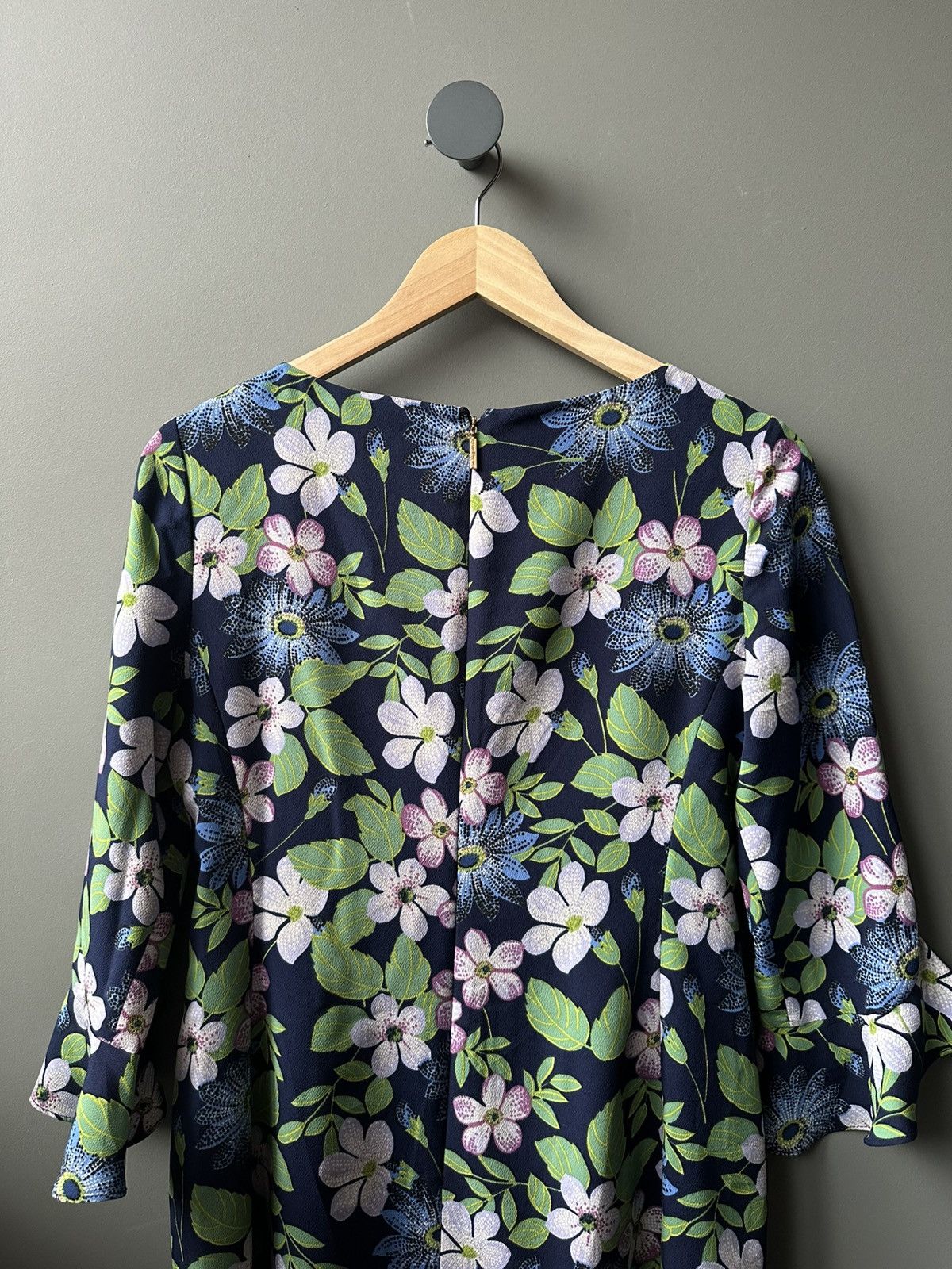 Karl Lagerfeld Karl Lagerfeld Paris Floral Dress Size 4 Size M / US 6-8 / IT 42-44 - 5 Thumbnail