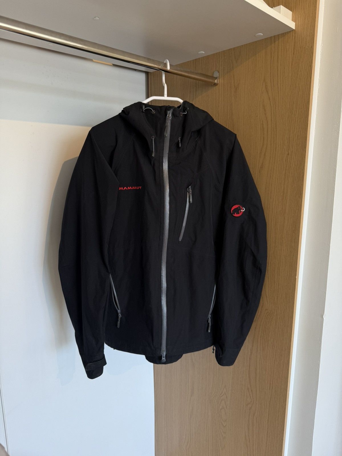 Mammut Gore Tex Light Extreme Jacket Gorpcore style Menswear