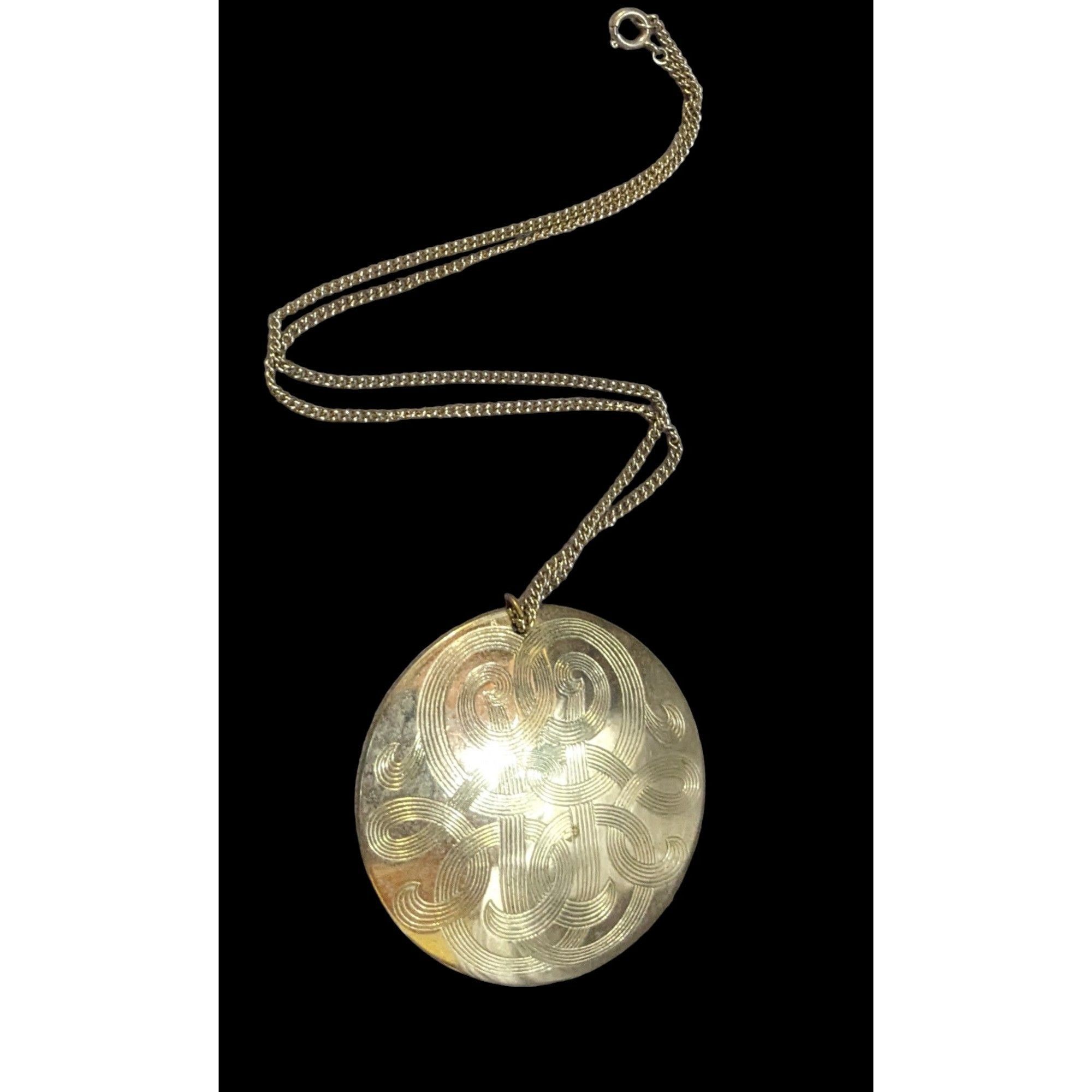 Other Vintage Large Engraved Gold Medallion Necklace Size ONE SIZE - 6 Thumbnail