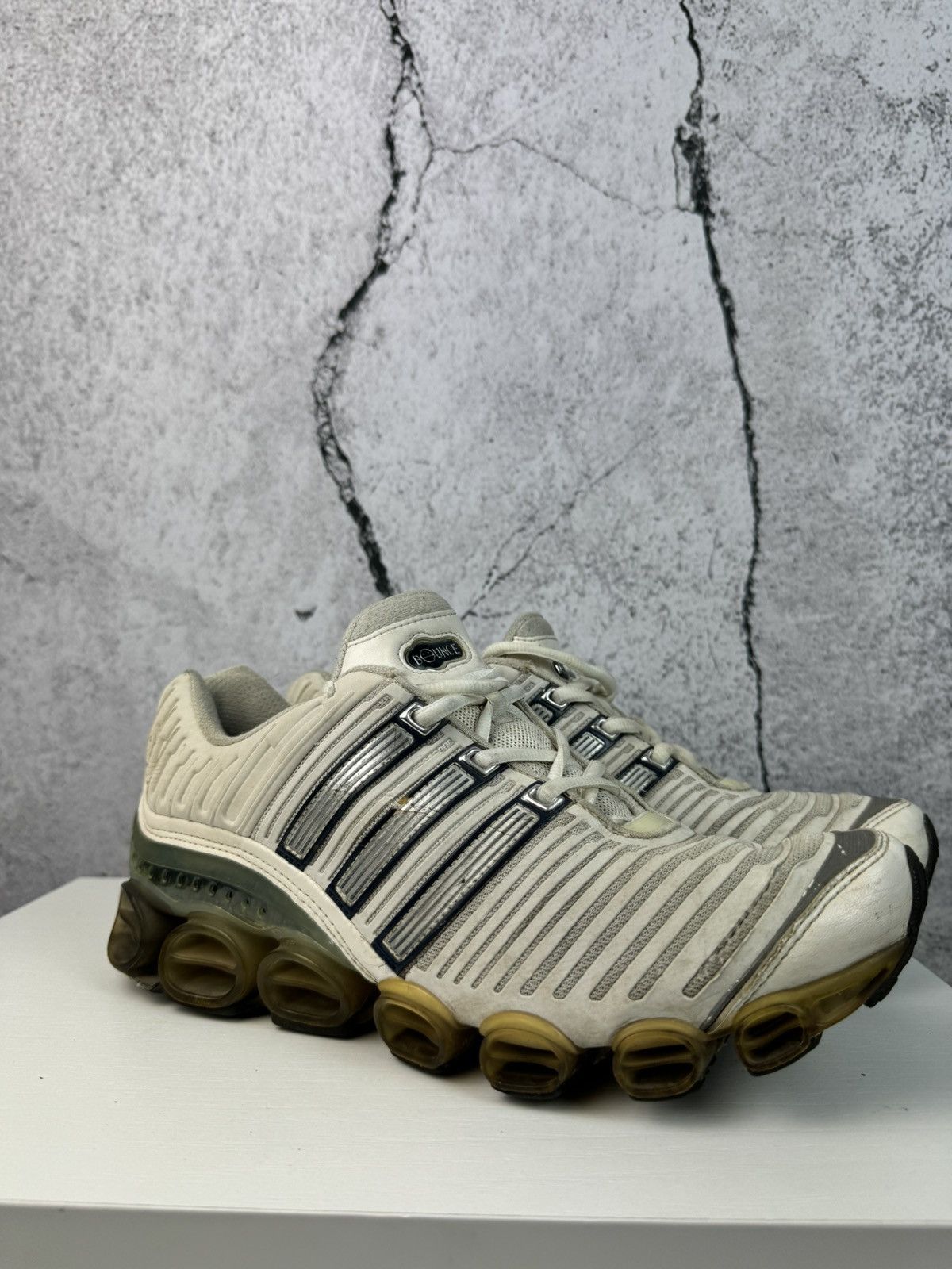 Adidas Vintage Adidas y2k Bounce sneakers Size US 8.5 / EU 41-42 - 3 Thumbnail