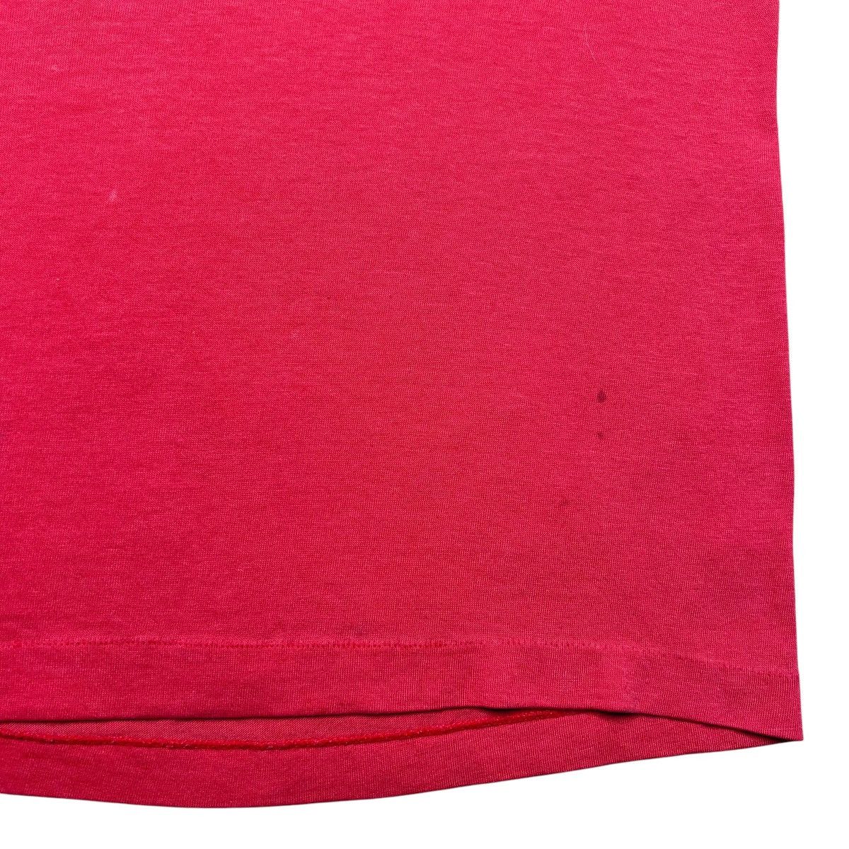 Nike × Vintage 1980s Nike Spell Out Graphic Red Cotton Polyester Blend Tee Size US L / EU 52-54 / 3 - 11 Thumbnail