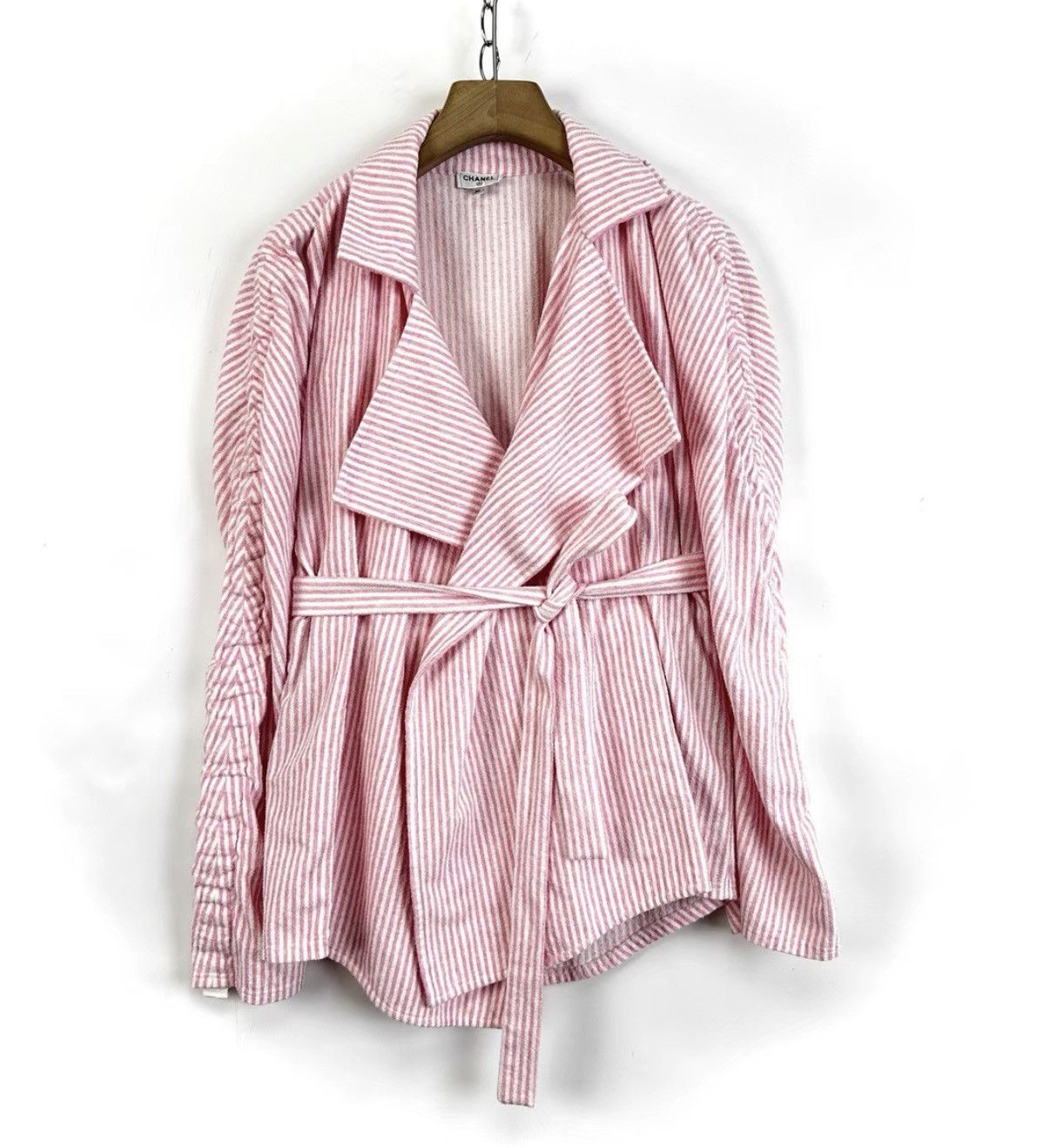 Chanel Chanel Pink & White Striped Jacket, Sleeves Adjustable K12 Size XS / US 0-2 / IT 36-38 - 1 Thumbnail