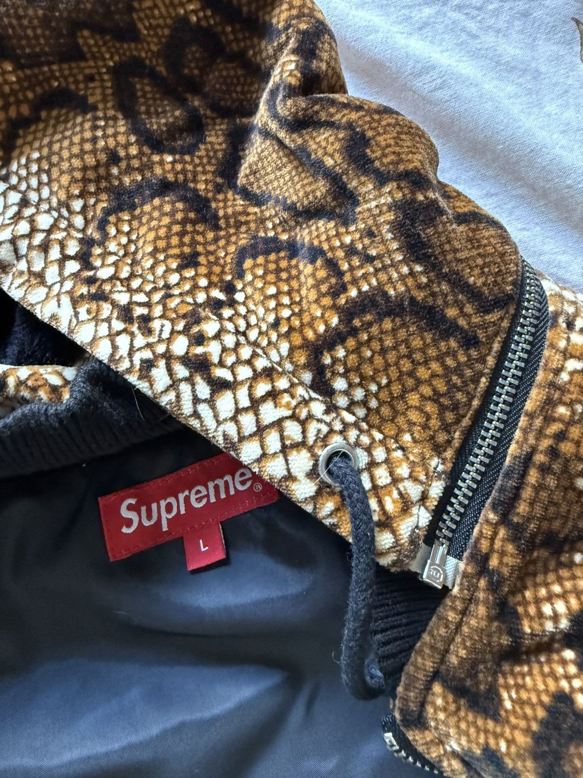 Supreme Supreme Velvet Hooded Bomber FW14 Large Size US L / EU 52-54 / 3 - 5 Thumbnail
