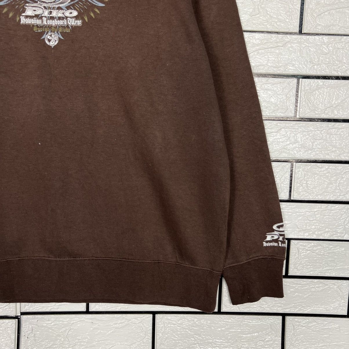 Vintage PIKO Hawaiian Longboard Wear Big Logo Sweatshirt #4094-C186 Size US L / EU 52-54 / 3 - 10 Thumbnail