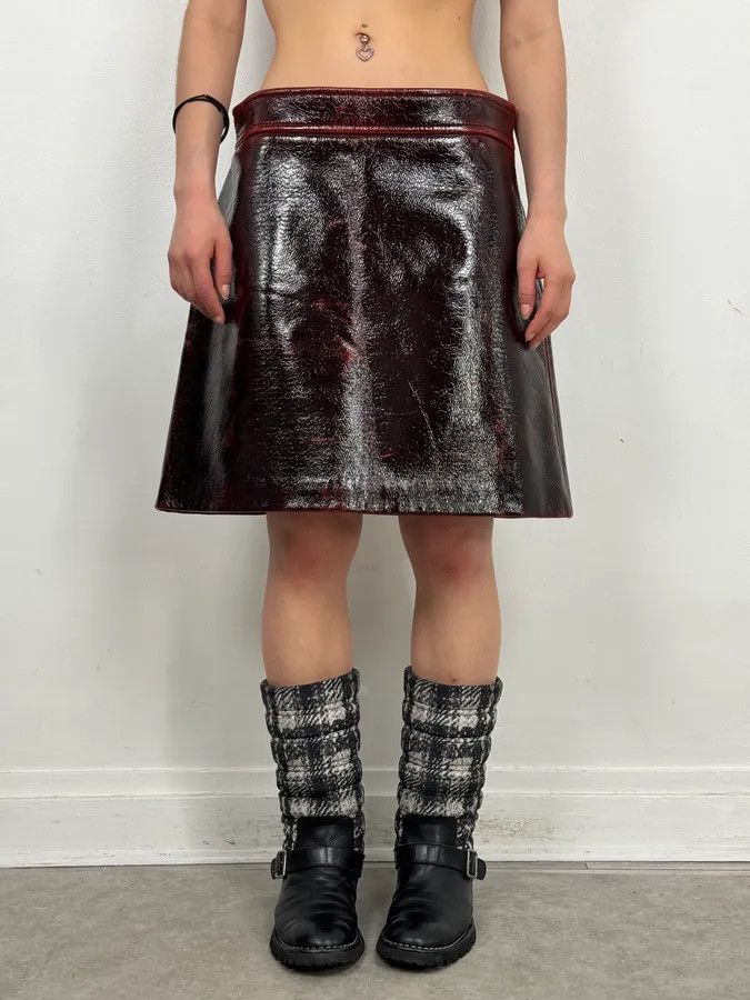 Miu Miu SS2020 Miu Miu Burgundy Leather Metallic Mini Skirt Size 28" / US 6 / IT 42 - 2 Thumbnail