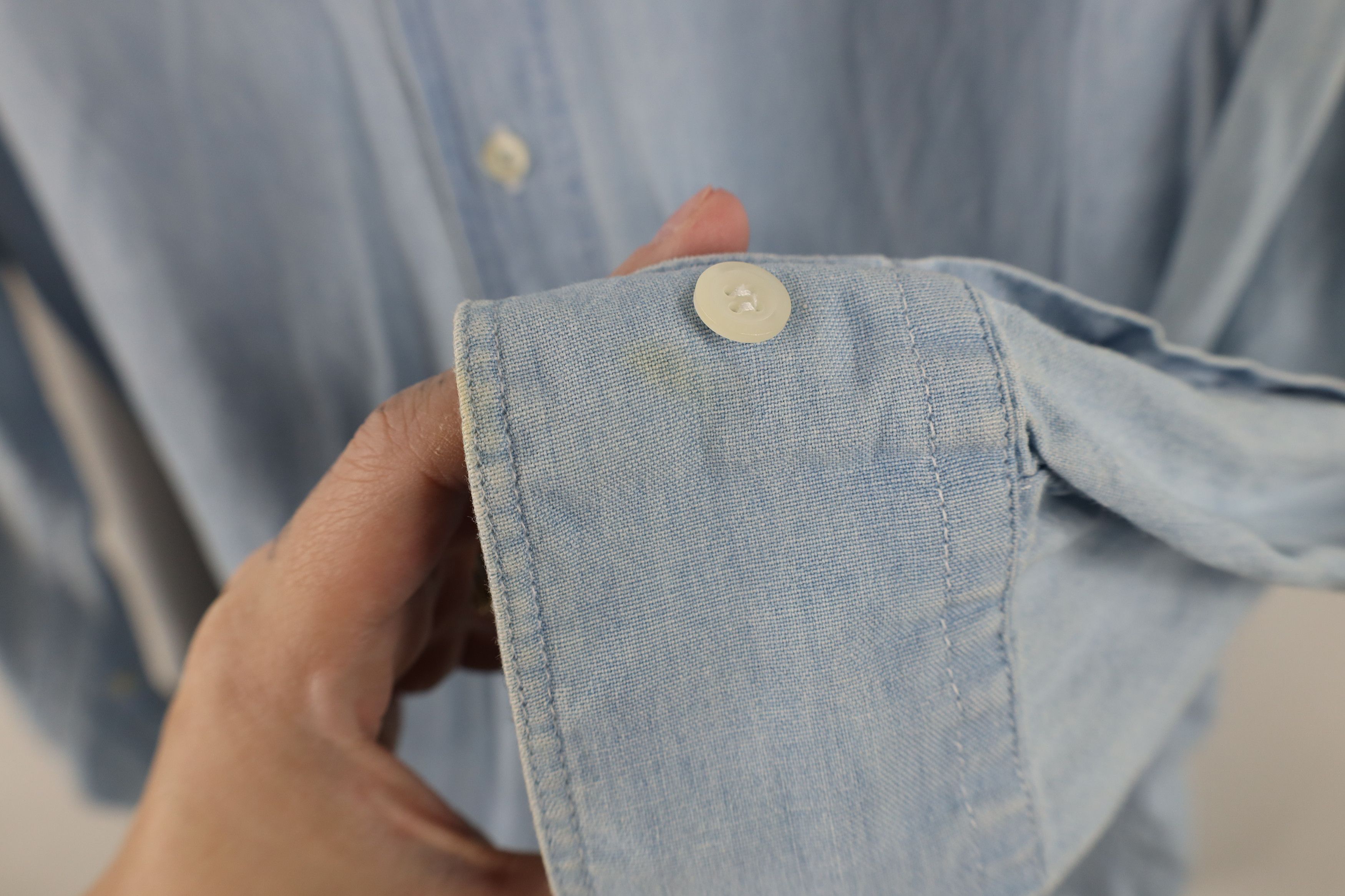 Gap Vintage 90s Gap Denim Jean Collared Button Down Shirt Blue Size US M / EU 48-50 / 2 - 8 Thumbnail