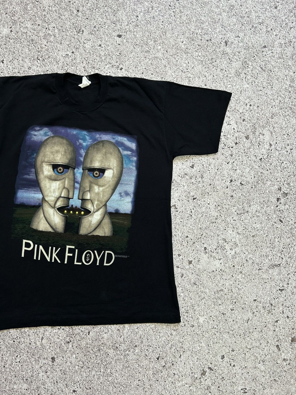 Band Tees × Pink Floyd × Vintage Vintage 90s Pink Floyd European Tour 1994 Rock Band T-Shirt Size US L / EU 52-54 / 3 - 5 Thumbnail