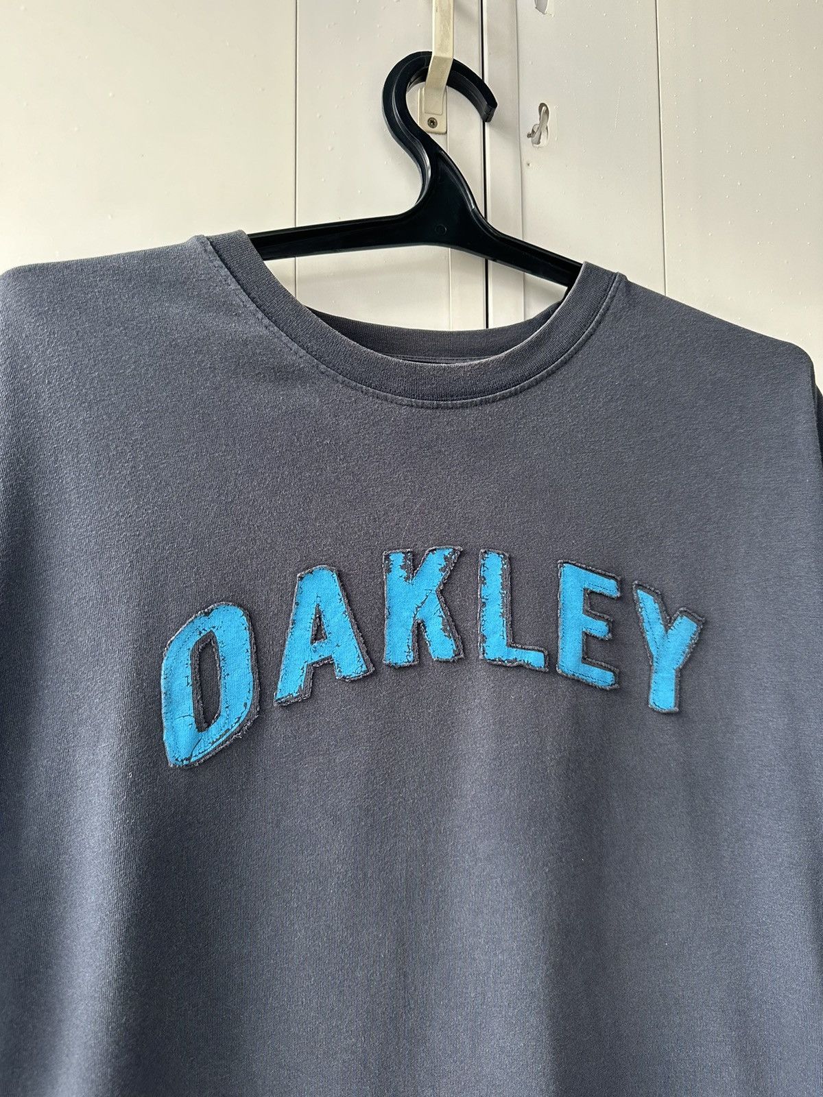 Oakley Vintage T-shirt Oakley Logo Blue Center Size US XL / EU 56 / 4 - 7 Thumbnail