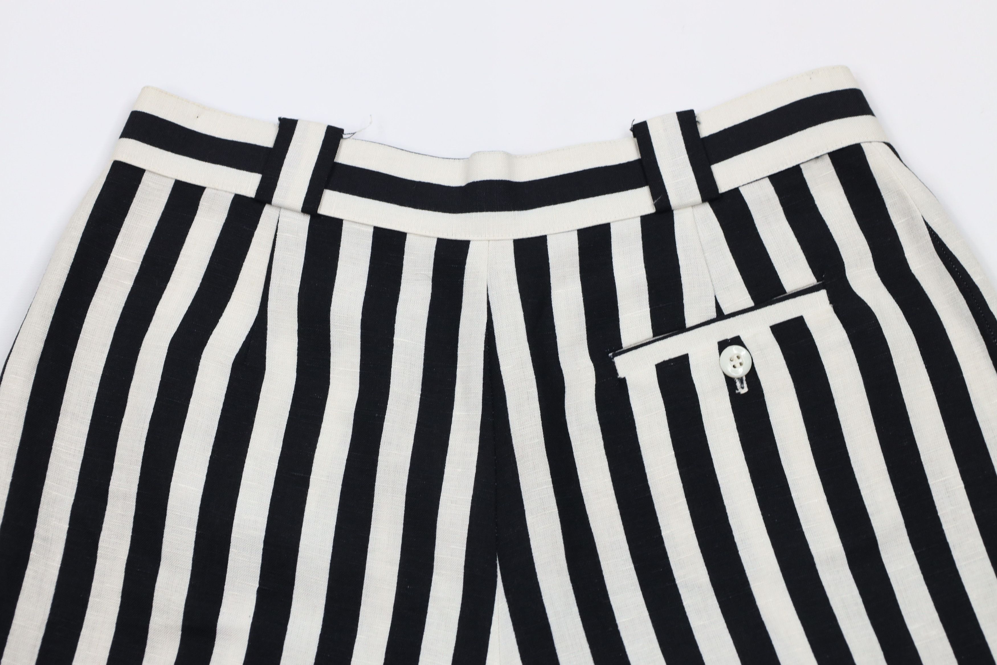 Vintage Vintage 90s Streetwear Blend Pleated Chino Shorts Striped Size 34" / US 12 / IT 48 - 9 Thumbnail