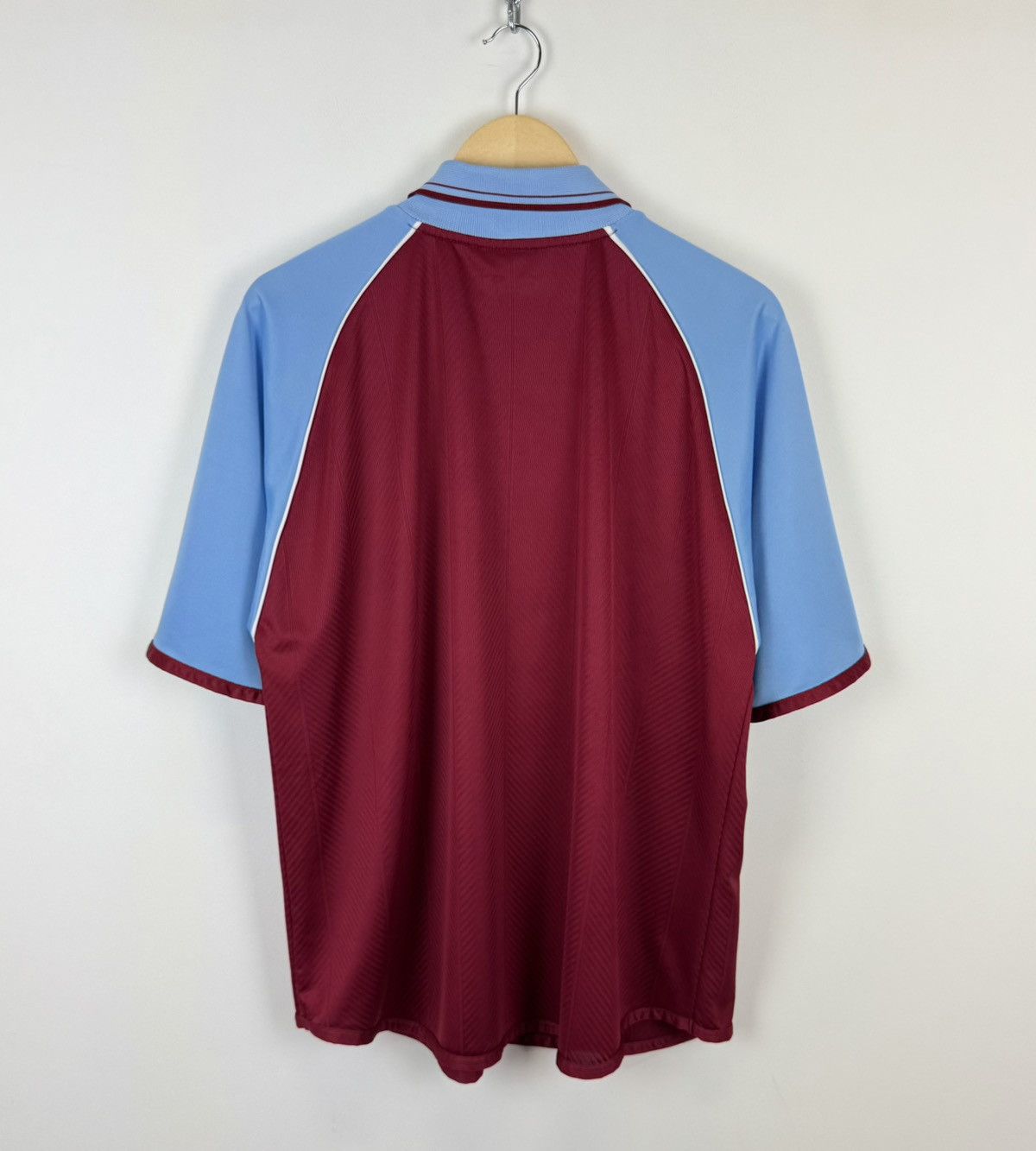 Vintage Vintage Burnley 2002/2003 TFG Soccer Jersey Football Shirt Size US L / EU 52-54 / 3 - 10 Thumbnail