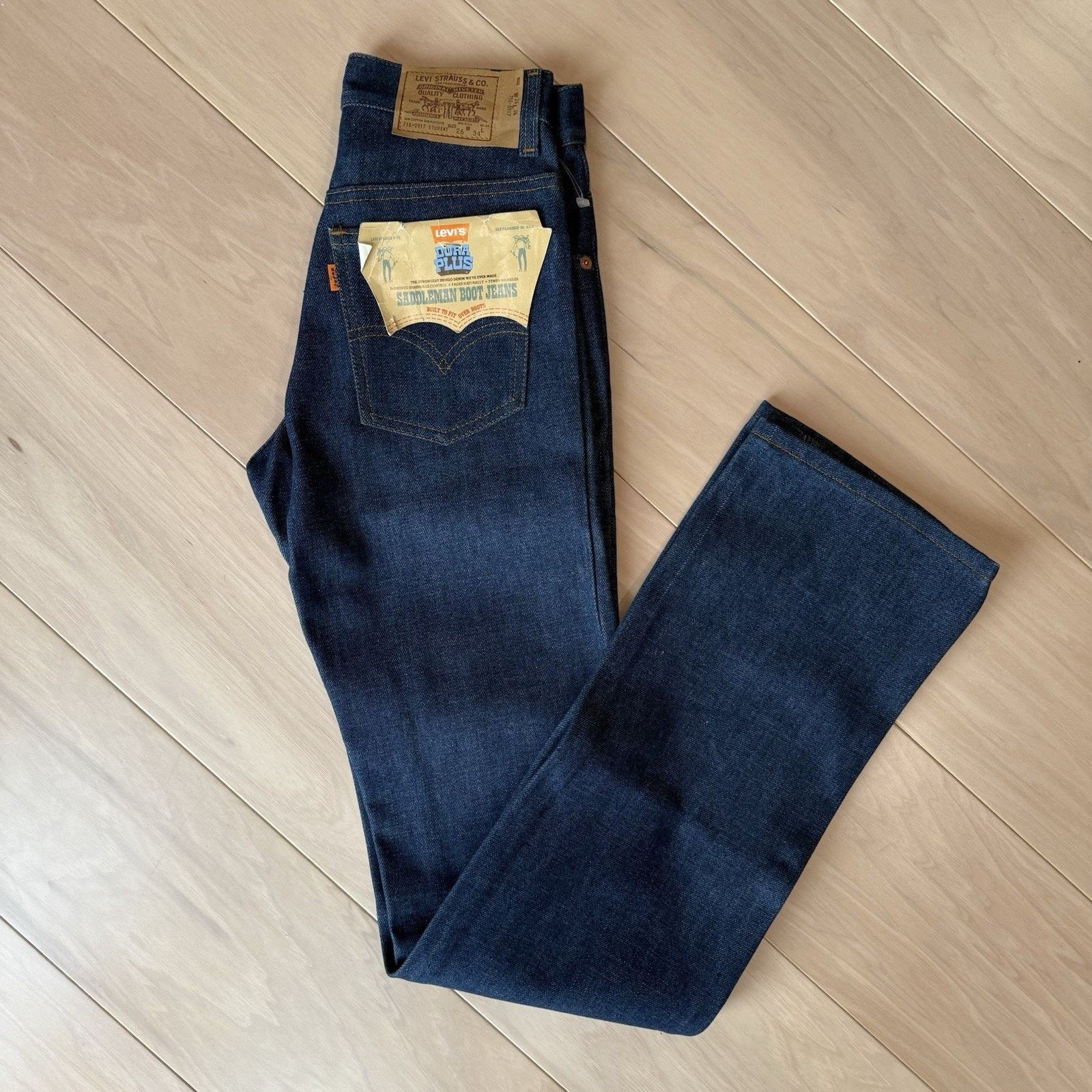 Levi's Vintage Levis 716 Jeans 26 Blue Dark Wash Bootcut Student Size US 26 / EU 42 - 2 Thumbnail