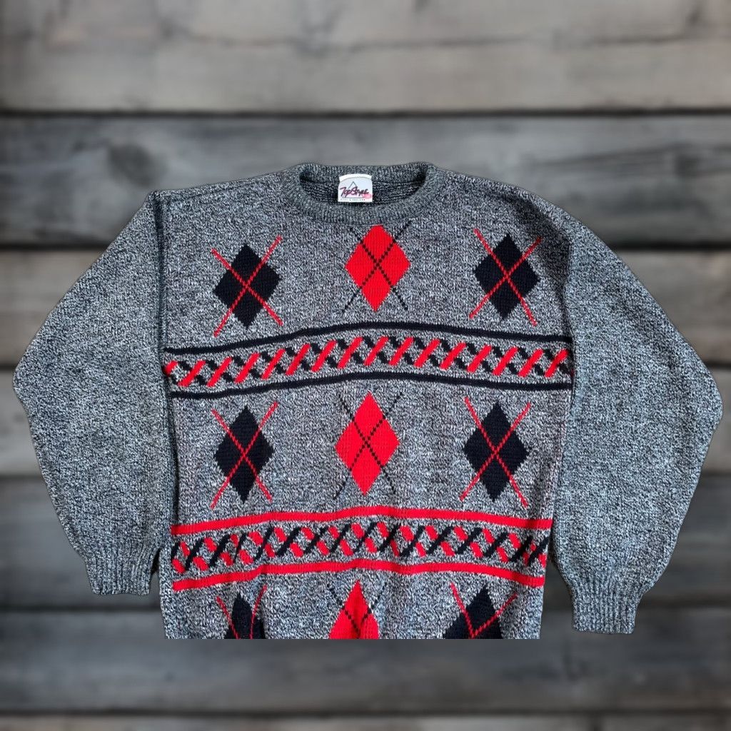 Vintage VINTAGE Diamond Pattern Sweater Mens Adult Medium Gray Lightweight Knit England 90s Preppy Pullover Knit Top Size US M / EU 48-50 / 2 - 1 Thumbnail
