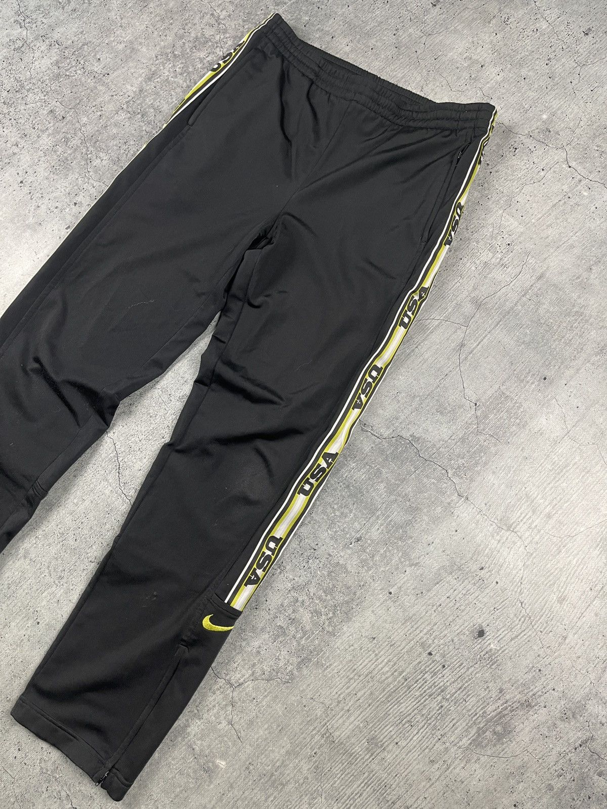 Nike × Nike ACG × Vintage Men's Vintage Nike USA Track Pants Sports Joggers Casual Swe Size US 30 / EU 46 - 2 Thumbnail