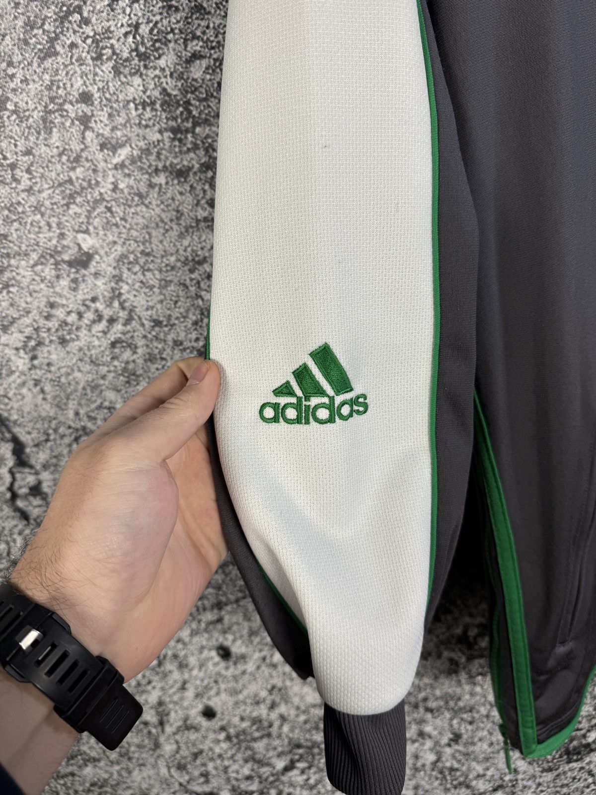 Adidas Adidas Vintage Hoodie Full Zip Jacket Big Logo Retro Size M Size US M / EU 48-50 / 2 - 8 Thumbnail