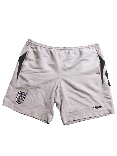 Umbro Vintage Umbro England Embroidered Logo Shorts Size XXL Size US 38 / EU 54 - 1 Thumbnail