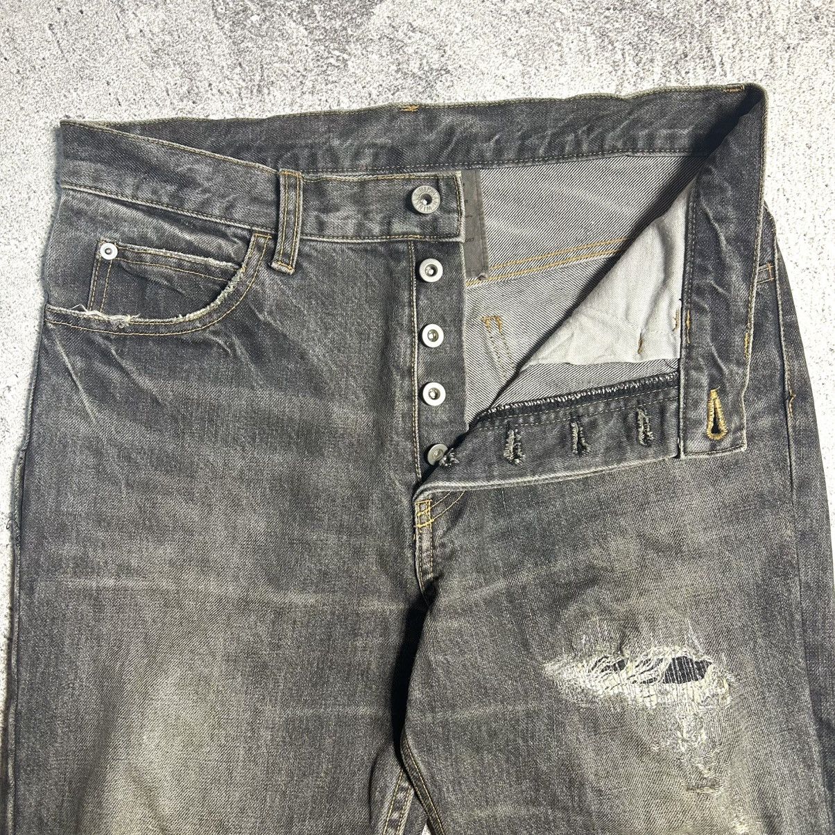 RIPVANWINKLE RIPVANWINKLE Crazy Disstressed Flared Denim Size US 31 - 13 Thumbnail