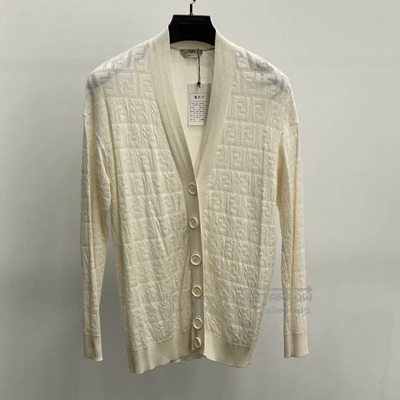 Fendi Fendi Beige full print cardigan Size XS / US 0-2 / IT 36-38 - 1 Thumbnail