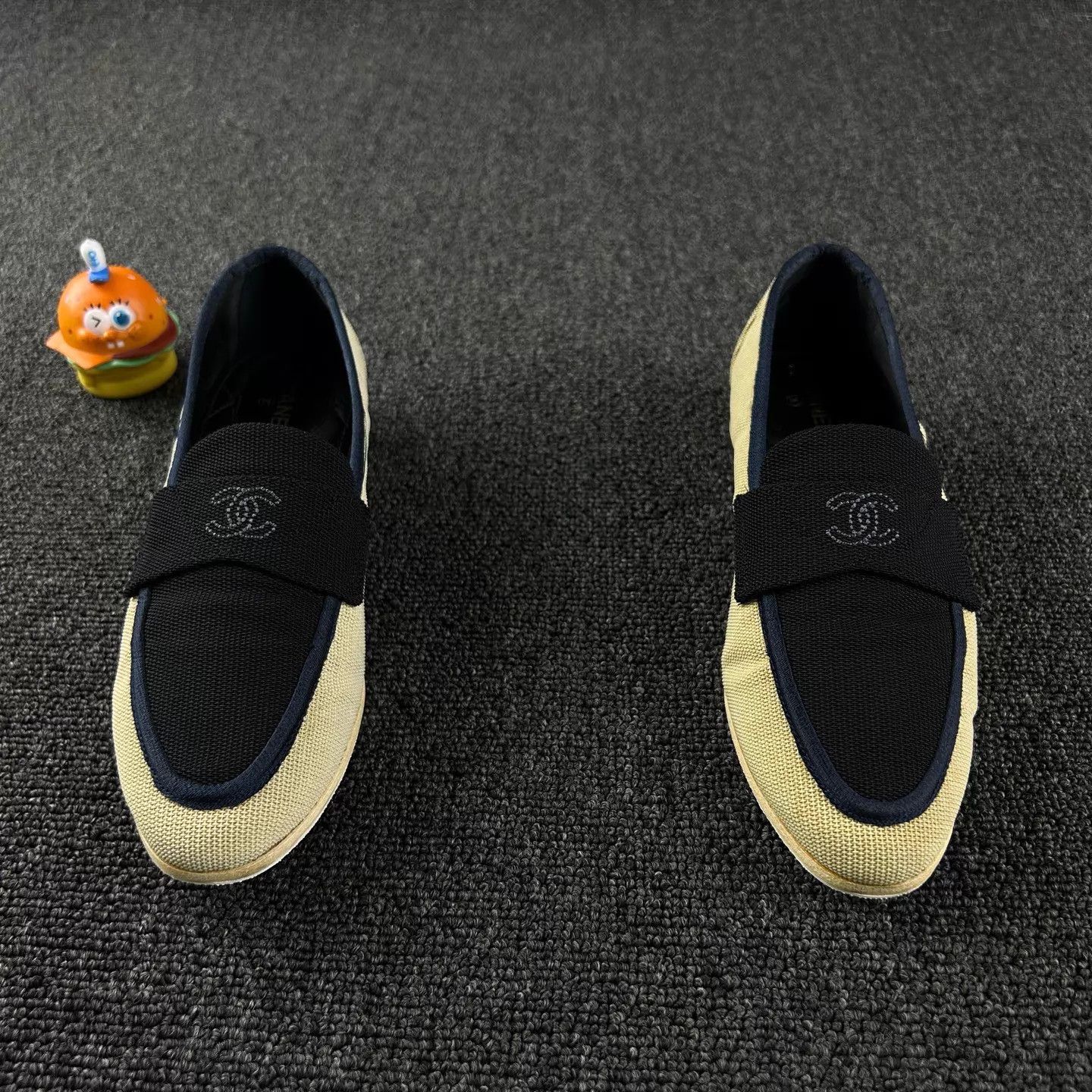 Chanel Chanel Woven Loafer EUR 35.5 Size US 5 / IT 35 - 2 Thumbnail