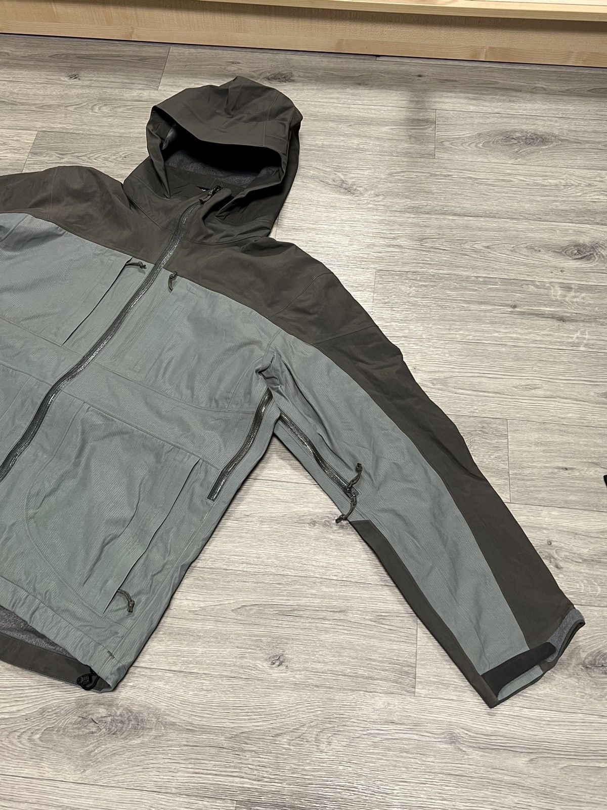 Arc'teryx × Vintage Arcteryx vintage gore-Tex jacket Size US M / EU 48-50 / 2 - 6 Thumbnail