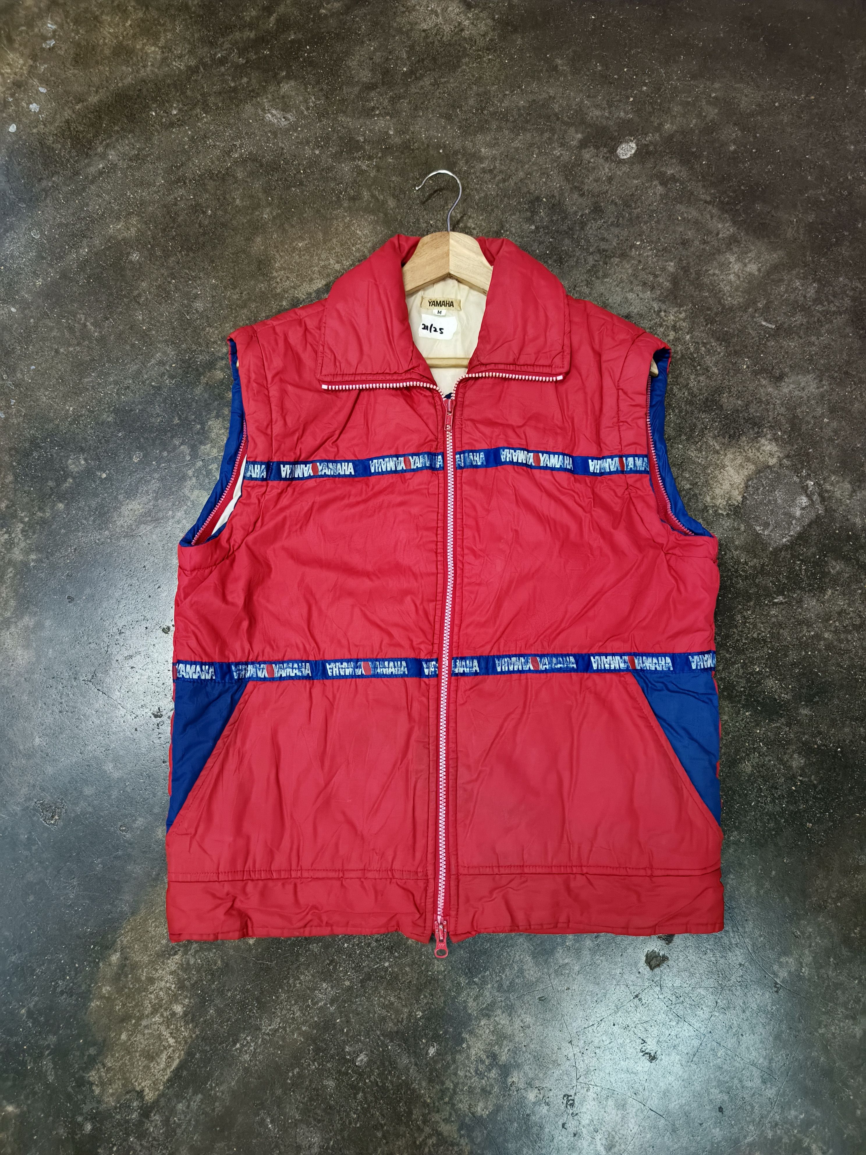 Gear for Sports VTG YAMAHA PADDED VEST JACKET RACING MOTORSPORT Size US M / EU 48-50 / 2 - 1 Thumbnail